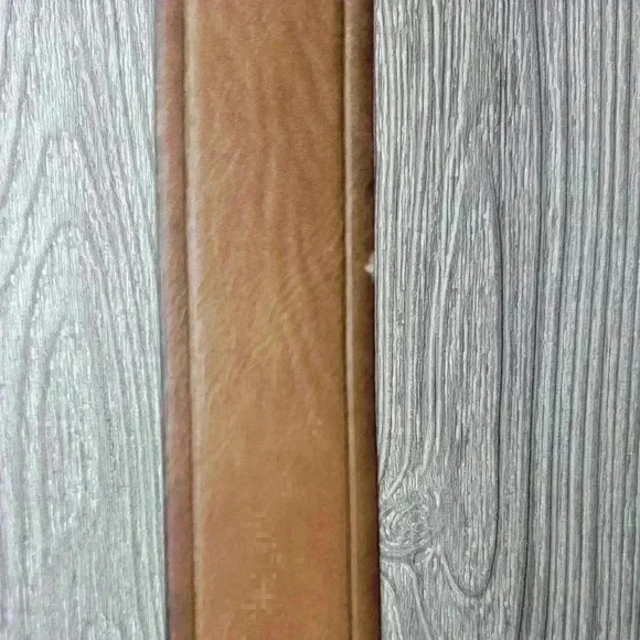 Genuine Dickies black/brown reversible belt. Some wear. Size. 46-48 - Picture 5 of 10